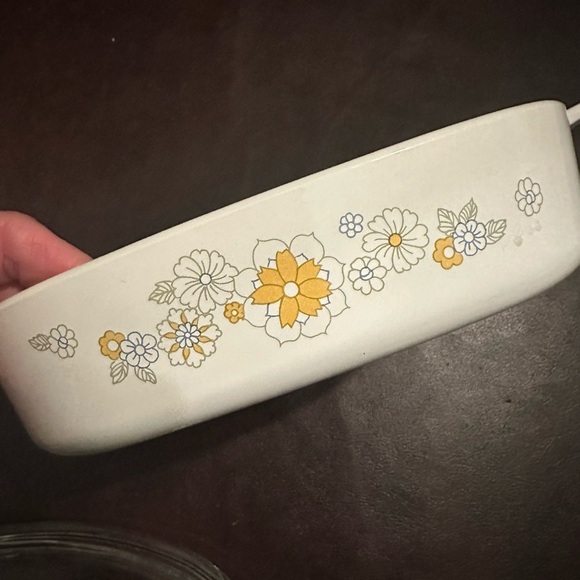 Corningware floral bouquet - Picture 3 of 5